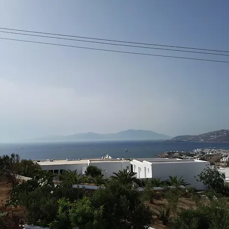 Charissi Hotel 3*