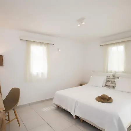 Hotel Charissi 3*