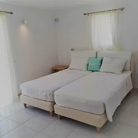 فندق فندق شاريسي 3*
